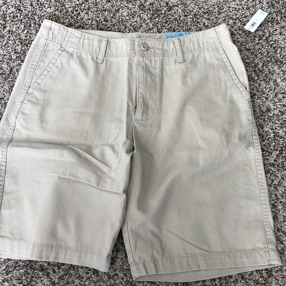 Old Navy at knee Men’s Shorts